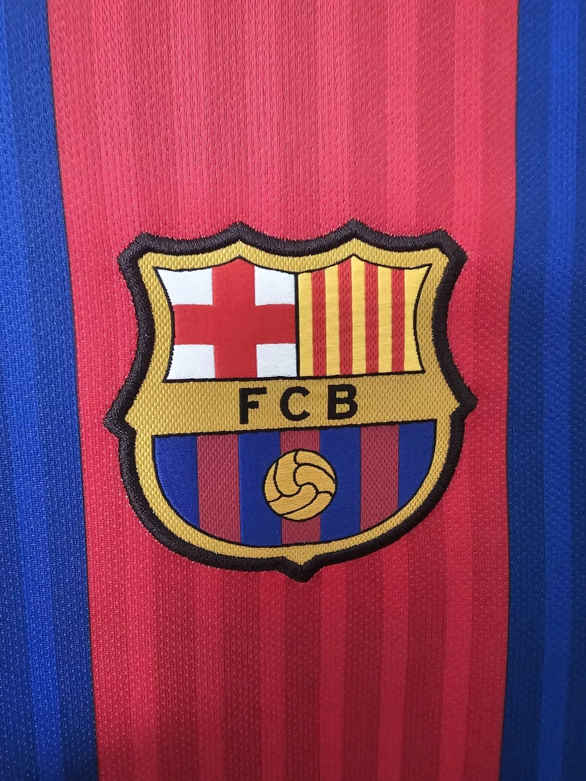 Barcelona FC Nike 2016/17 Jersey | Small | Short Sleeve | Dri Fit | UNICEF | CFS - Image 2