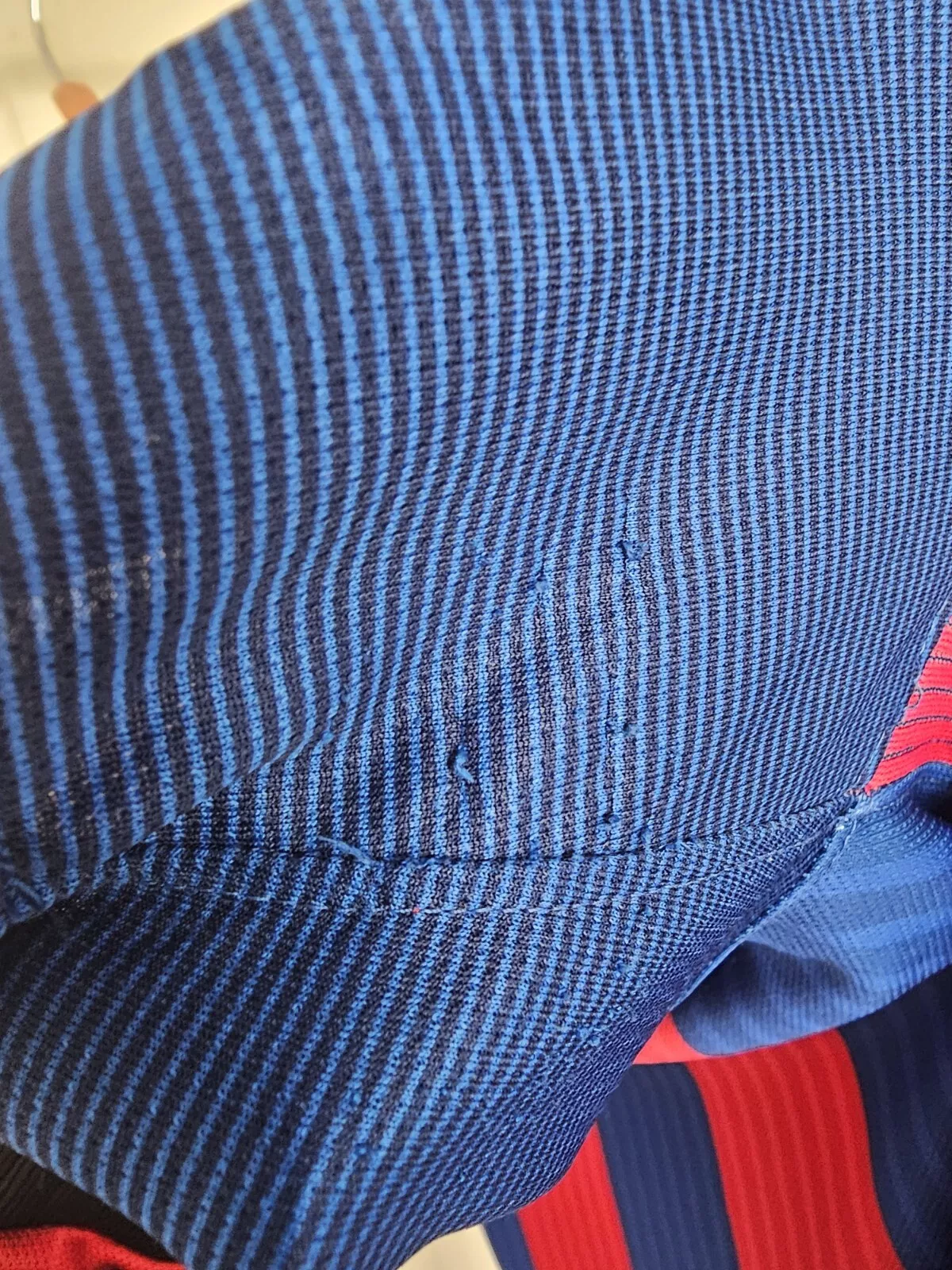 Barcelona FC Nike 2016/17 Jersey | Small | Short Sleeve | Dri Fit | UNICEF | CFS - Image 10